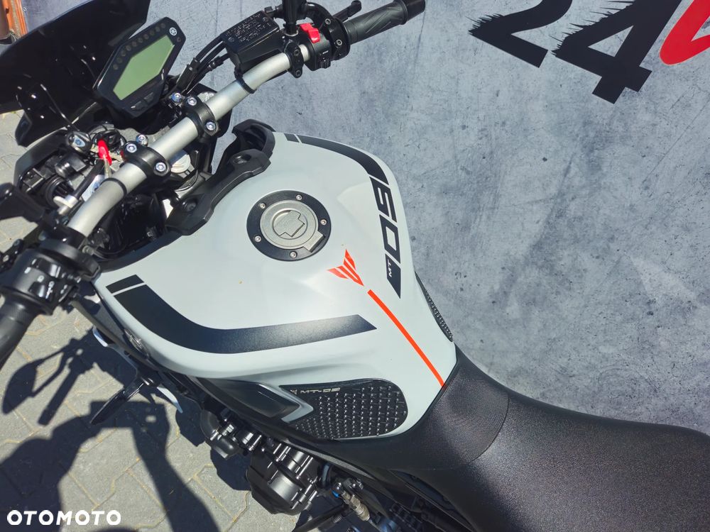 Yamaha MT - 33
