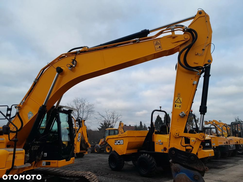 JCB 220x js220 - 17