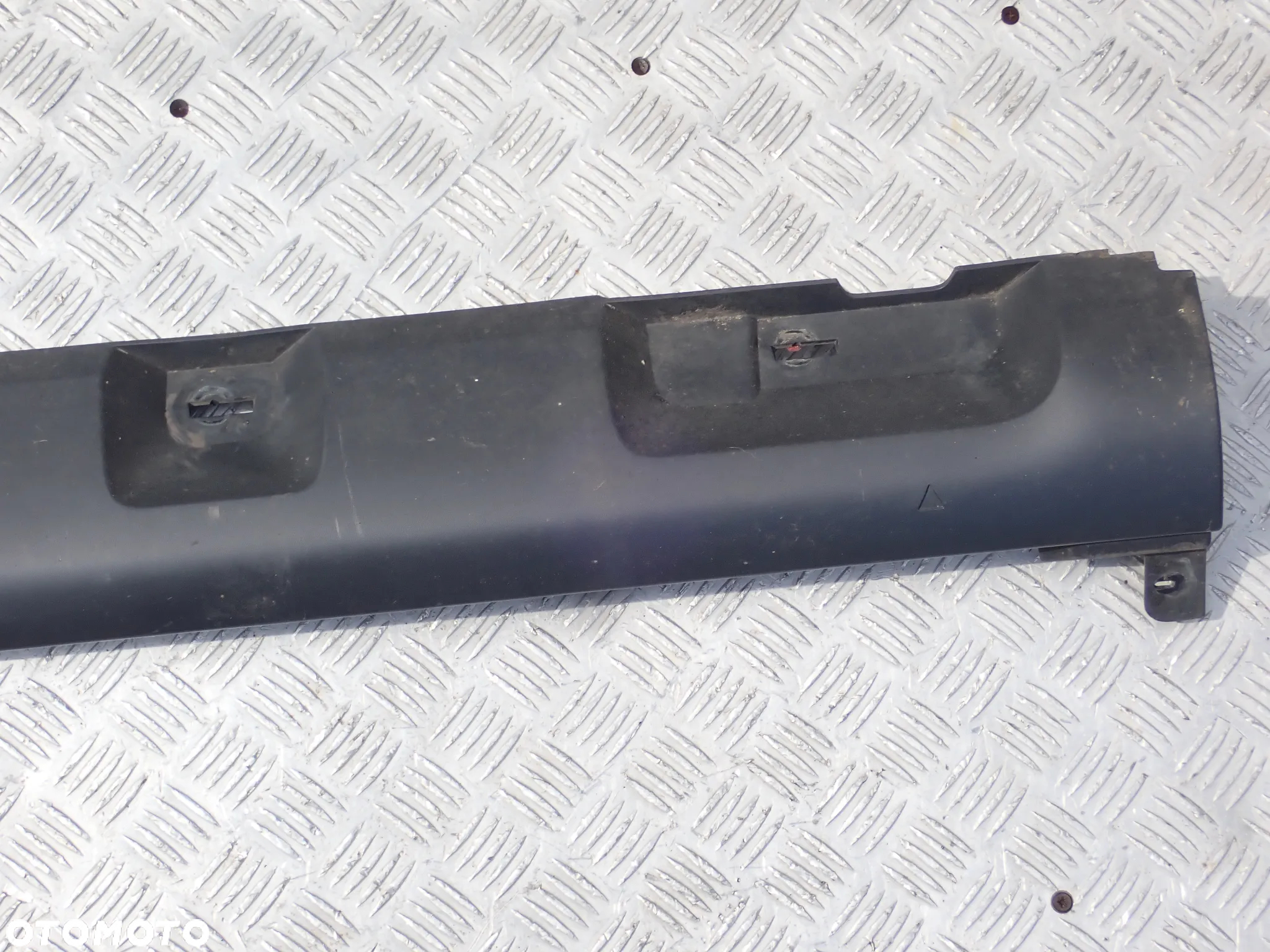 PRÓG LISTWA PROGOWA LEWA /PRAWA  DACIA LOGAN SANDERO II  76419-1761R / 76426-0776R - 3