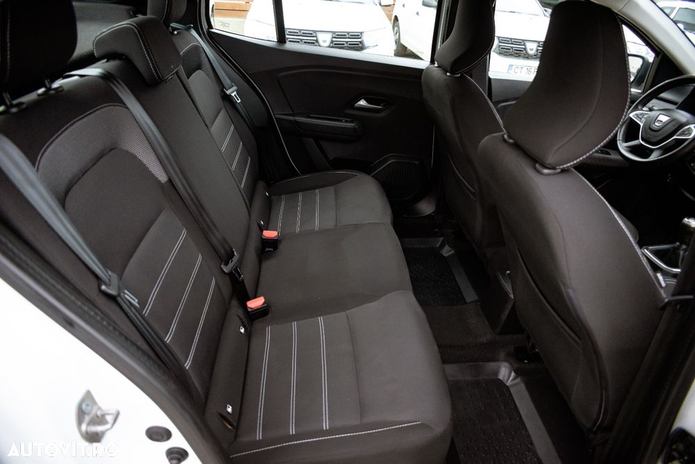 Dacia Logan TCe 90 MT6 Comfort - 17