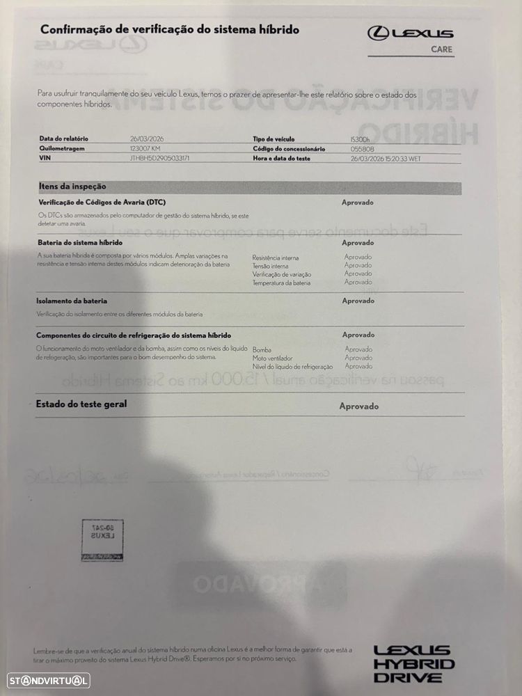 Lexus IS 300H Executive+ - 24