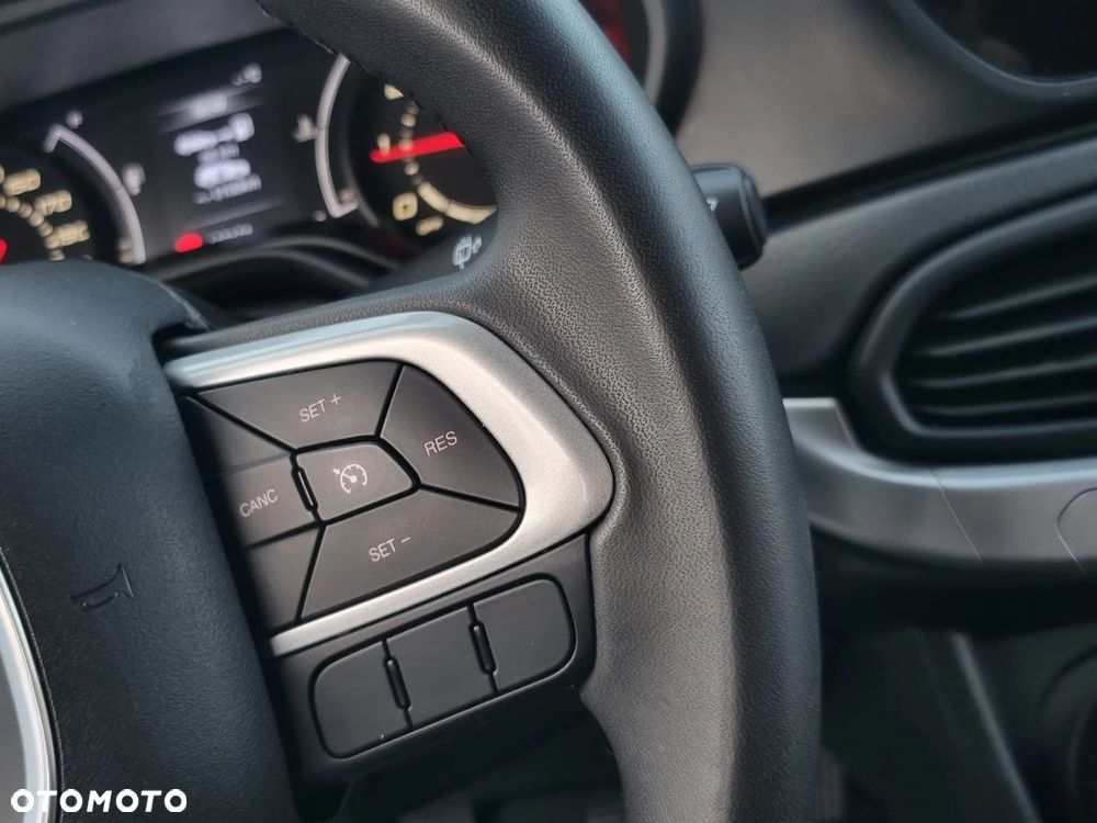 Fiat Tipo 1.6 MultiJet 16v Sport - 33