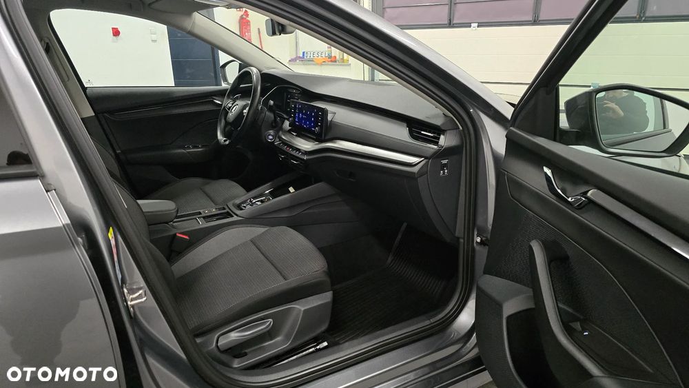 Skoda Octavia 2.0 TDI DSG Sport Edition - 16