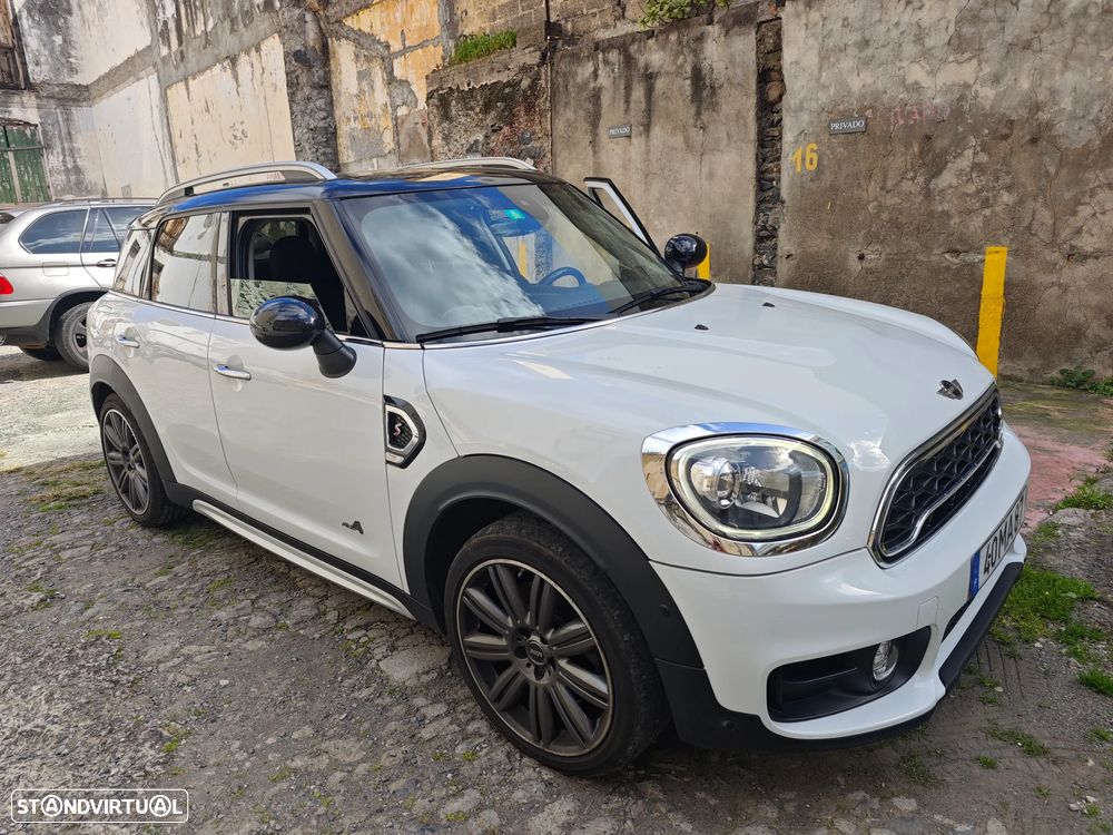 MINI Countryman Cooper S ALL4 Auto Desportiva - 2