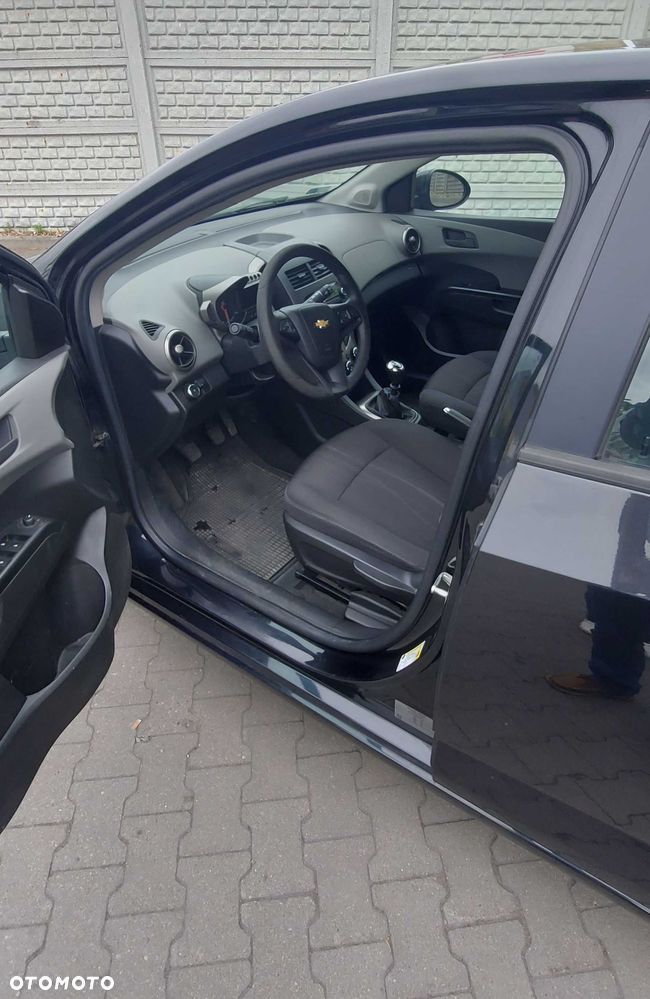 Chevrolet Aveo - 7