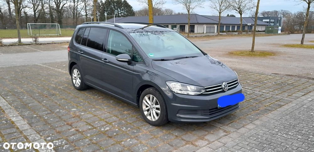 Volkswagen Touran - 2