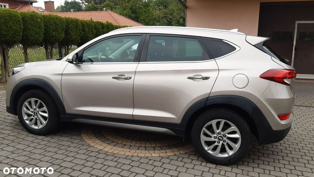 Hyundai Tucson - 32