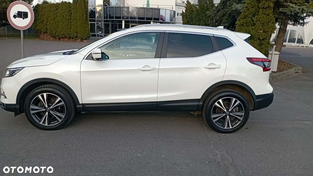 Nissan Qashqai 1.3 DIG-T N-Connecta - 6