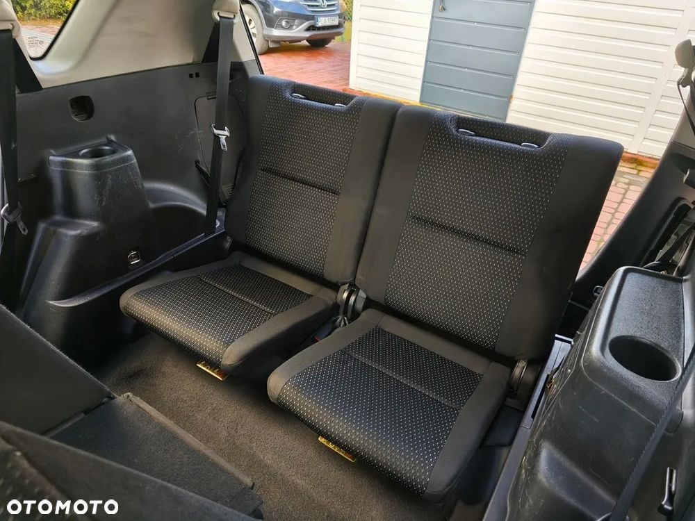 Toyota Corolla Verso 1.8 Team - 28