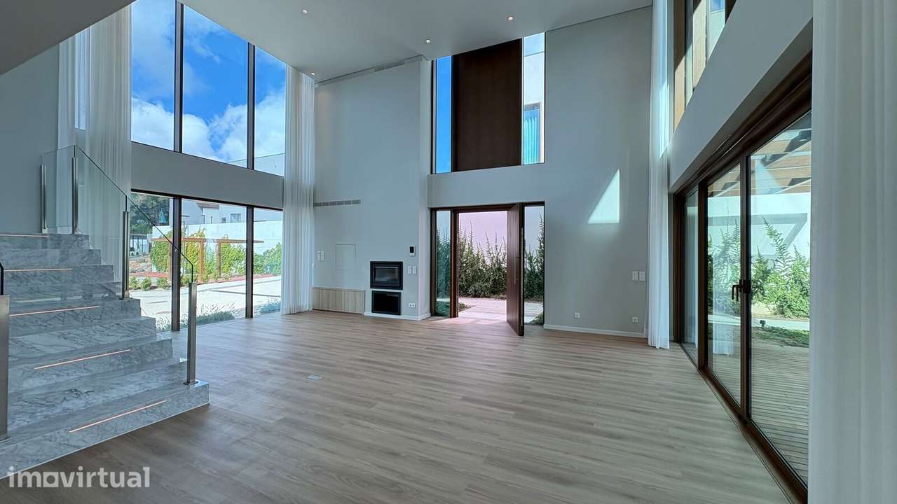 Moradia T4 com piscina - Grande imagem: 4/24