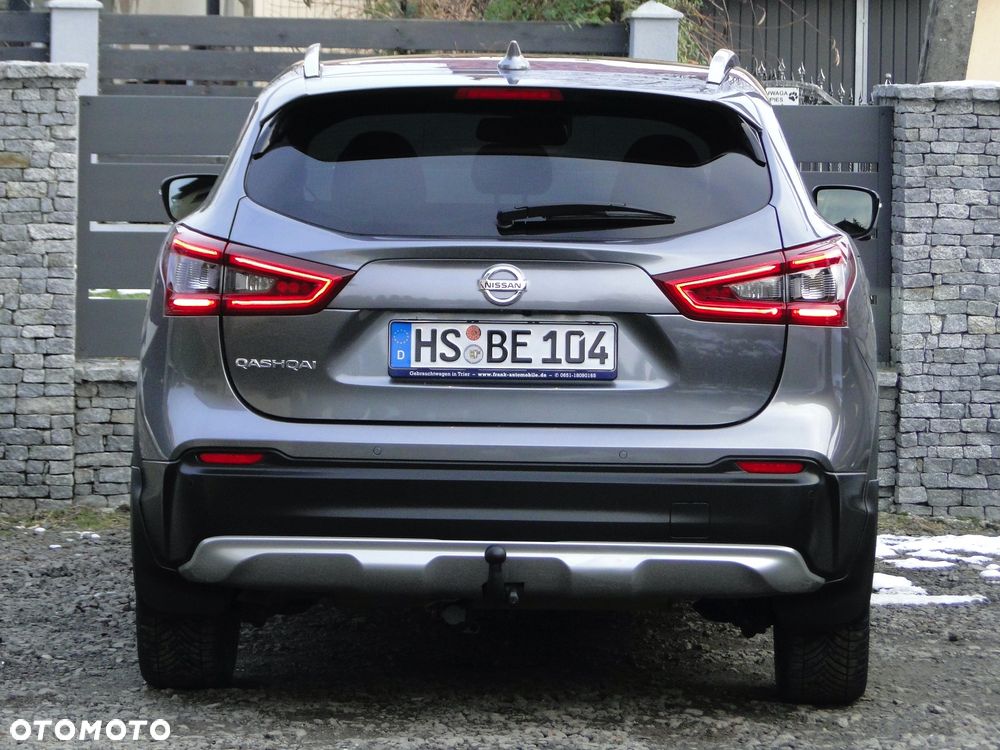 Nissan Qashqai 1.3 DIG-T TEKNA - 7