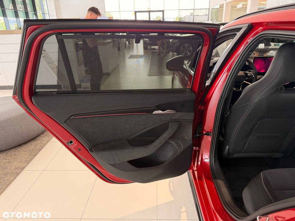 Skoda Superb 2.0 TSI Sportline DSG - 17