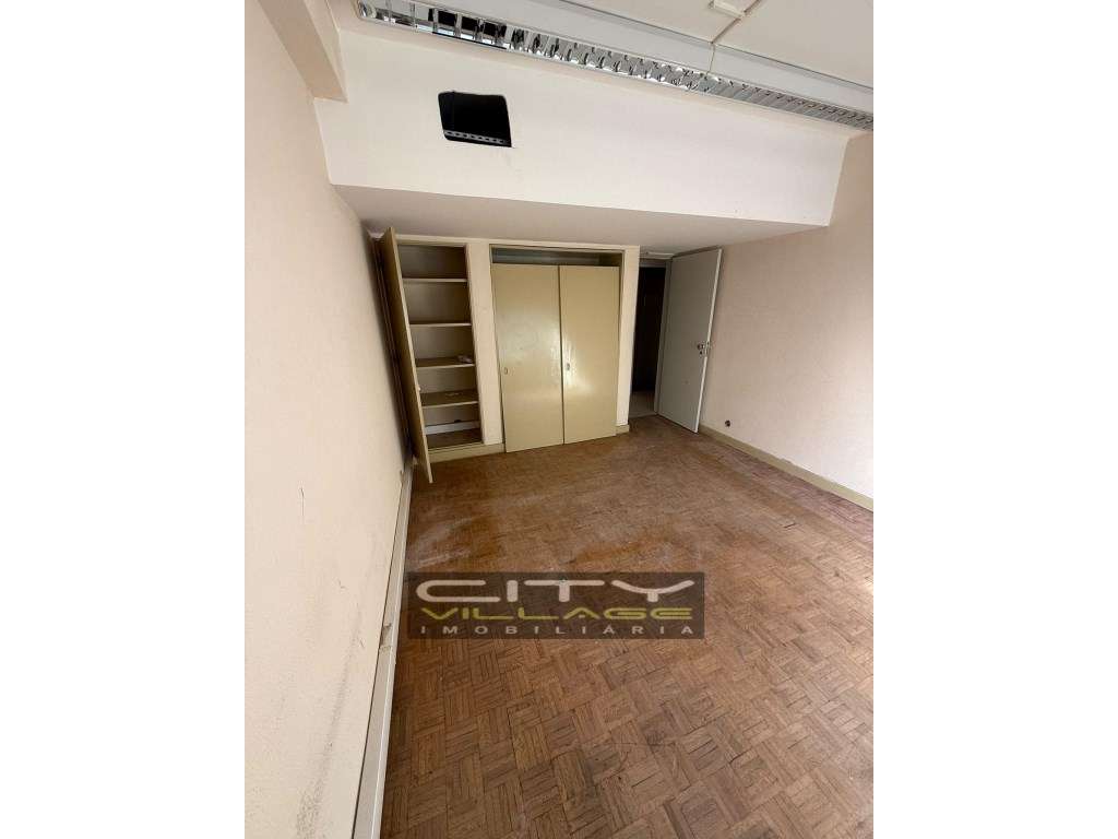 Espaço comercial na Baixa da Banheira - Grande imagem: 4/13