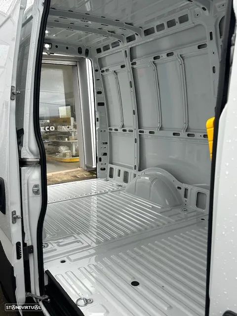 Iveco DAILY 35S16A8 cx. automática - 7