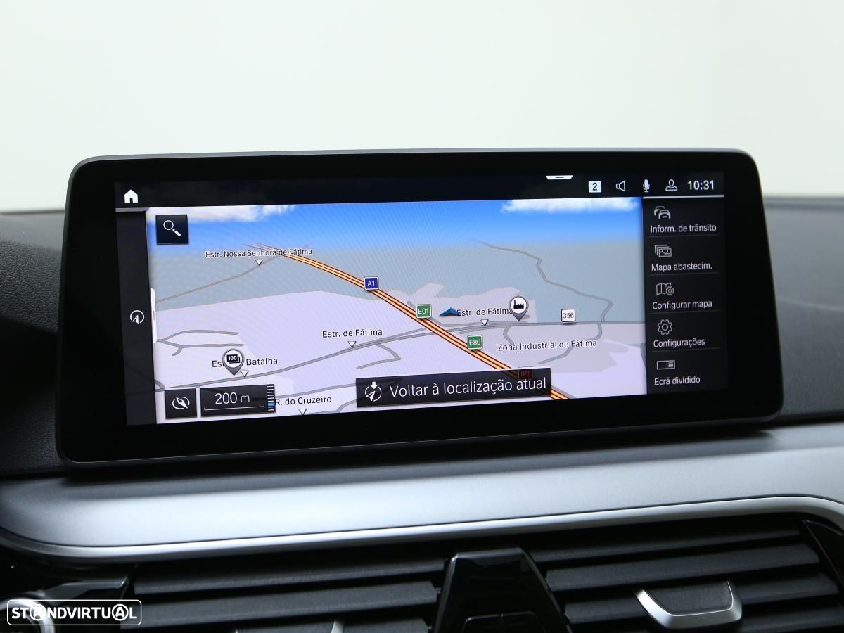 BMW 530 e - 21