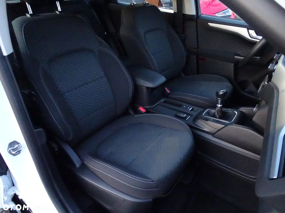 Ford Kuga 1.5 EcoBoost FWD Edition ASS MMT6 - 19