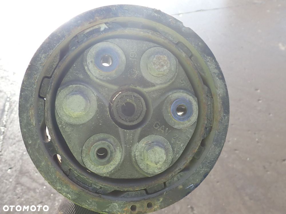 WAŁ NAPĘDOWY SKODA OCTAVIA I - 10