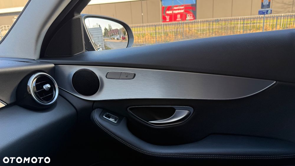 Mercedes-Benz Klasa C 160 9G-TRONIC - 9