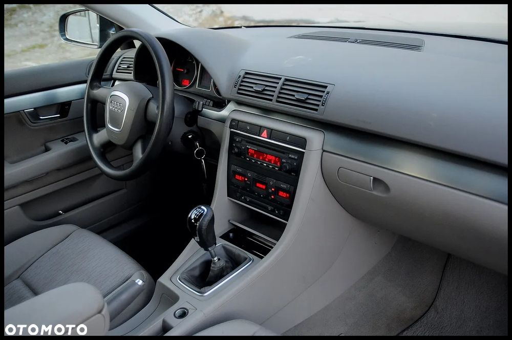 Audi A4 Avant - 8