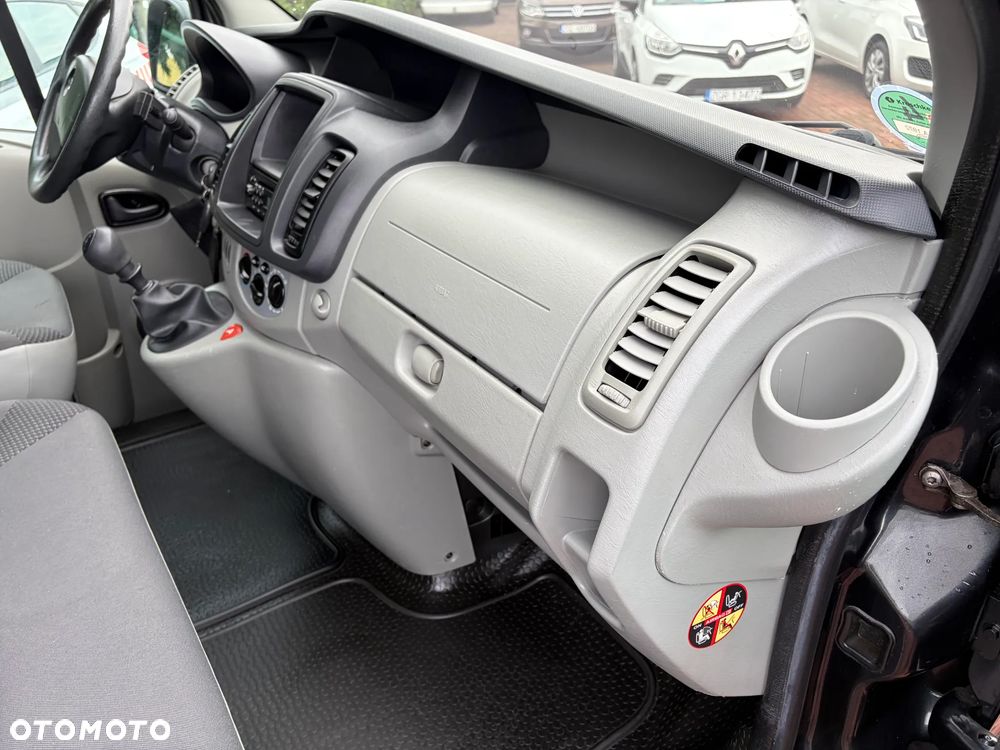Opel Vivaro - 23