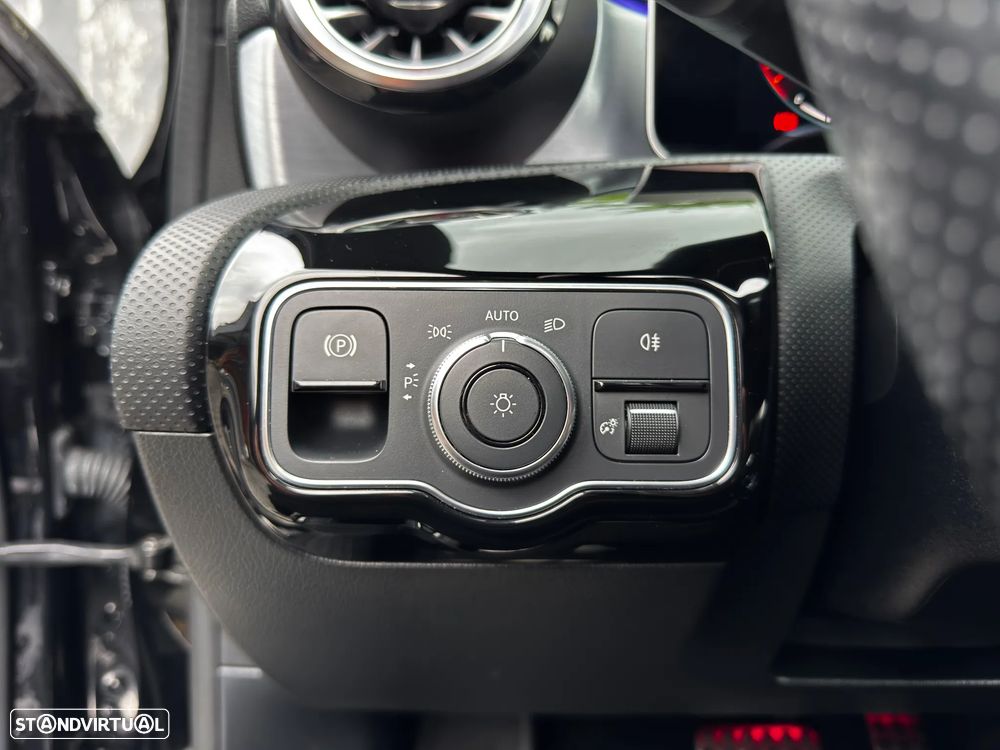 Mercedes-Benz A 180 d AMG Line Aut. - 17