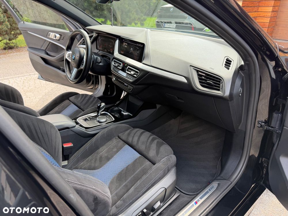 BMW Seria 1 120d xDrive Edition M Sport Shadow - 30
