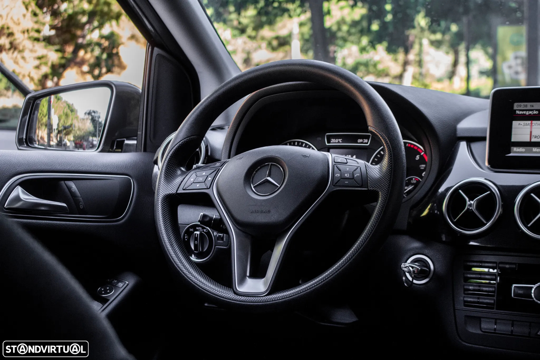 Mercedes-Benz B 180 CDi BlueEfficiency - 32
