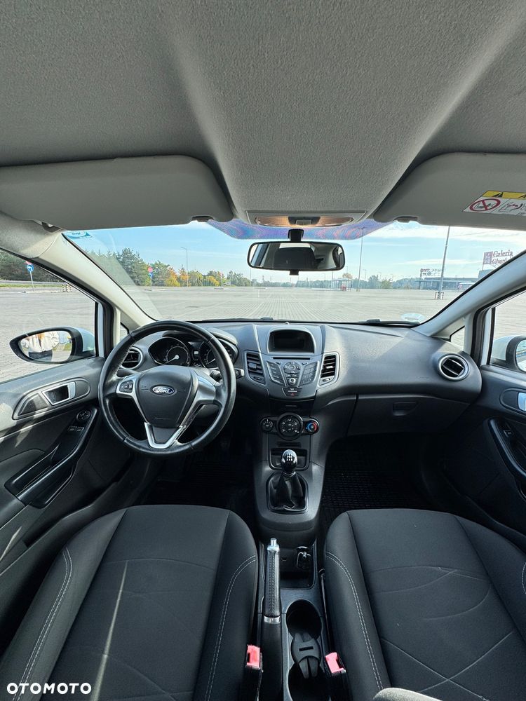 Ford Fiesta - 19