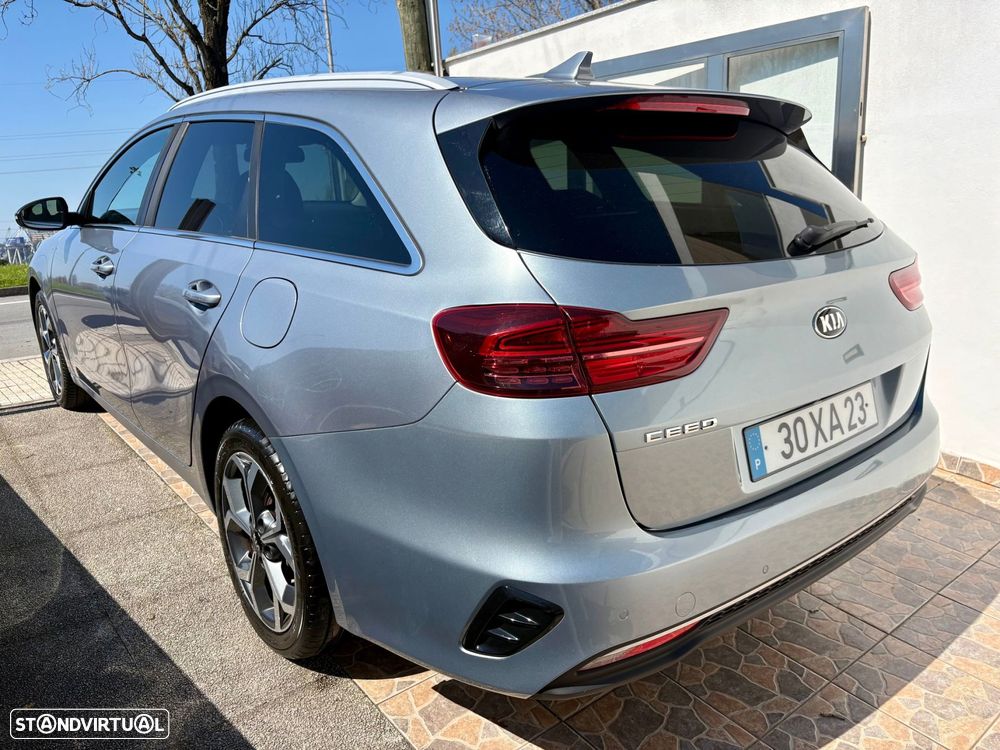 Kia Ceed SW 1.6 CRDi TX+SRF - 2