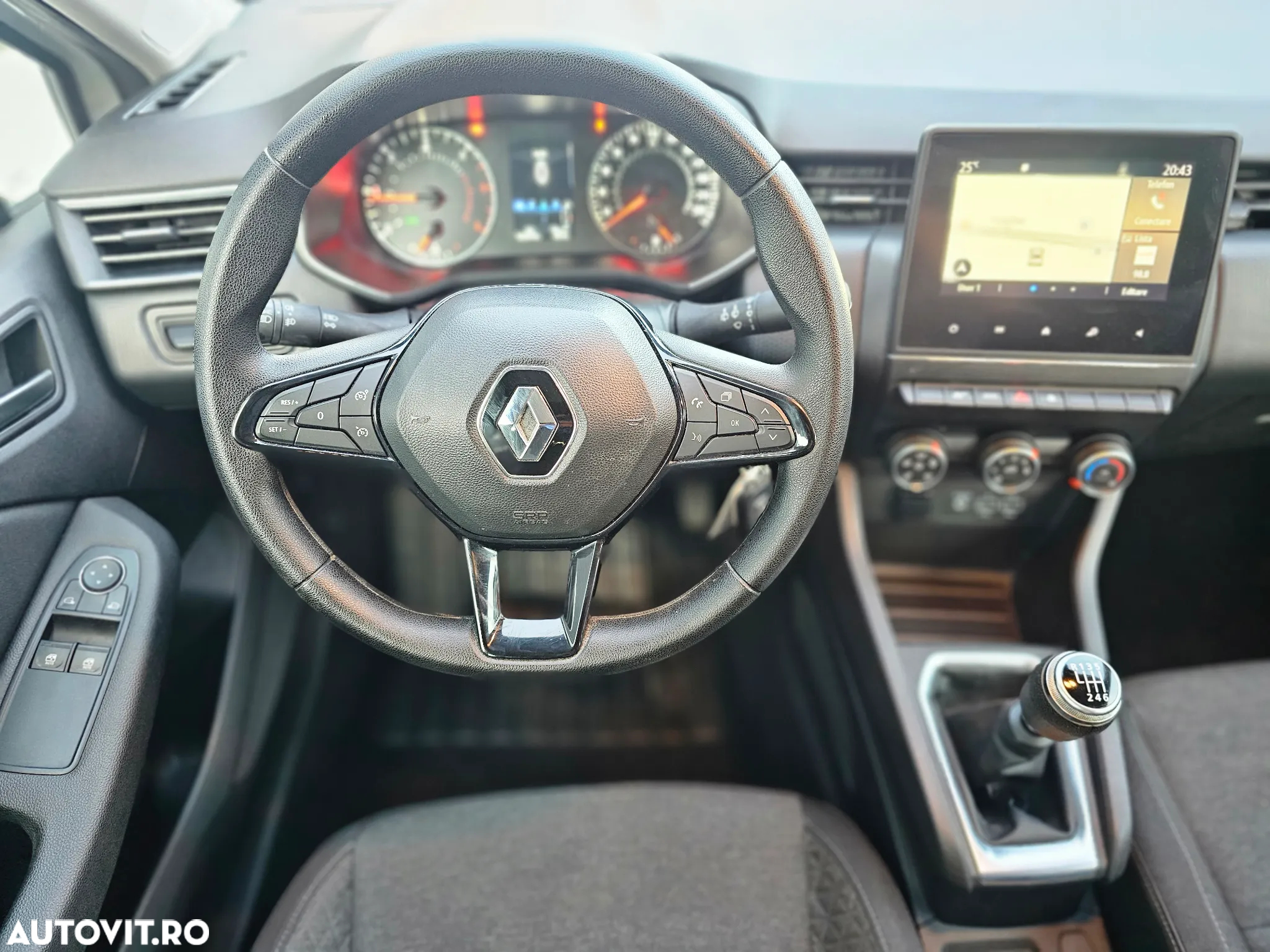 Renault Clio BLUE dCi 85 BUSINESS EDITION - 4