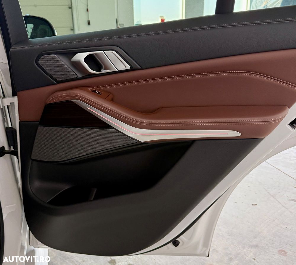 BMW X5 xDrive40i xLine - 23