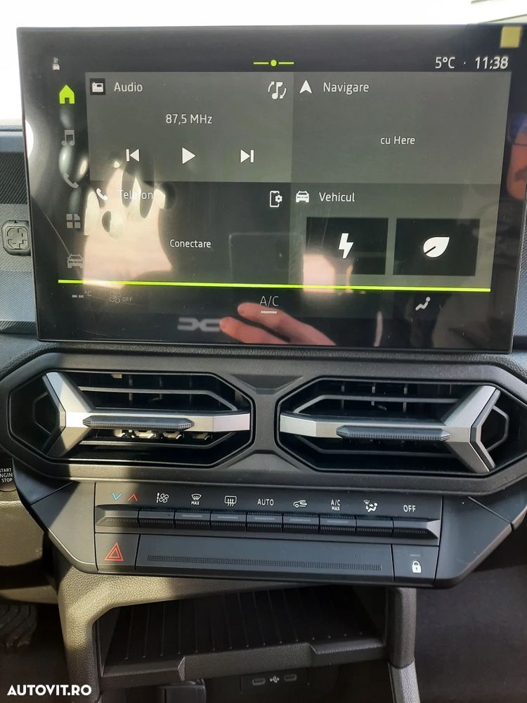 Dacia Duster HEV 140 Journey - 15