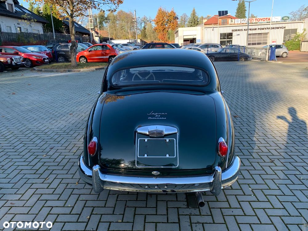 Jaguar MK II - 8