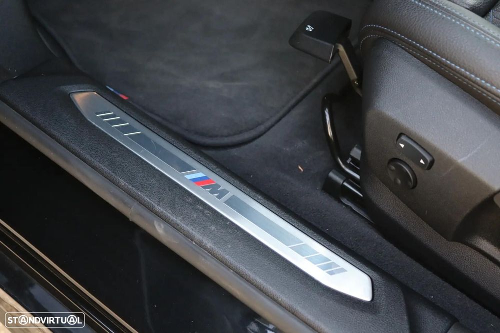 BMW 120 d Pack Desportivo M - 20