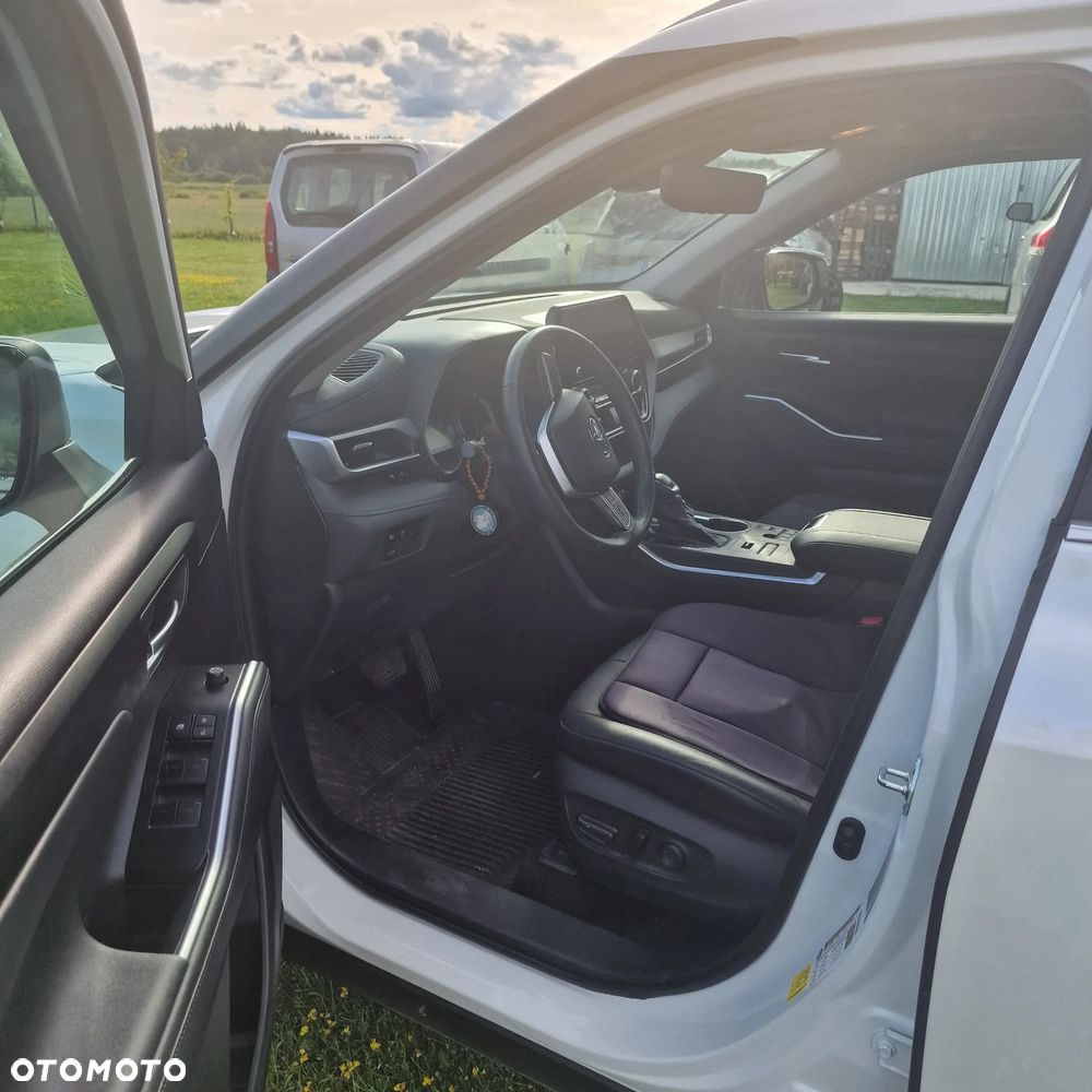 Toyota Highlander 2.5 Hybrid Comfort - 7