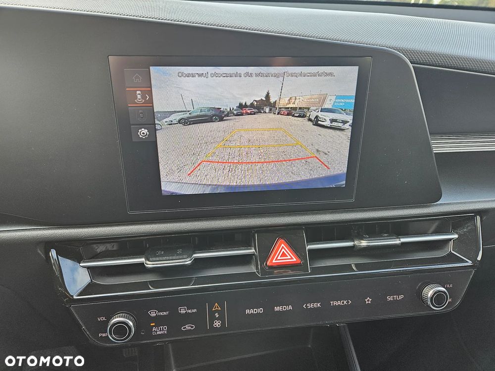 Kia Niro e-Niro 64kWh L - 17