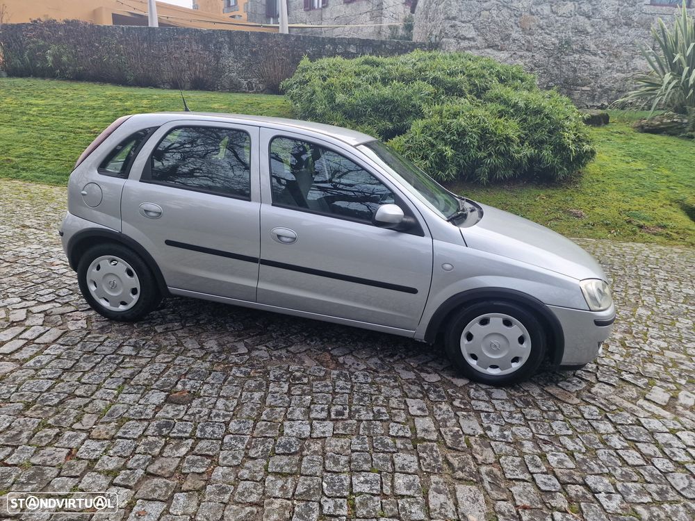 Opel Corsa 1.3 CDTI Enjoy - 1