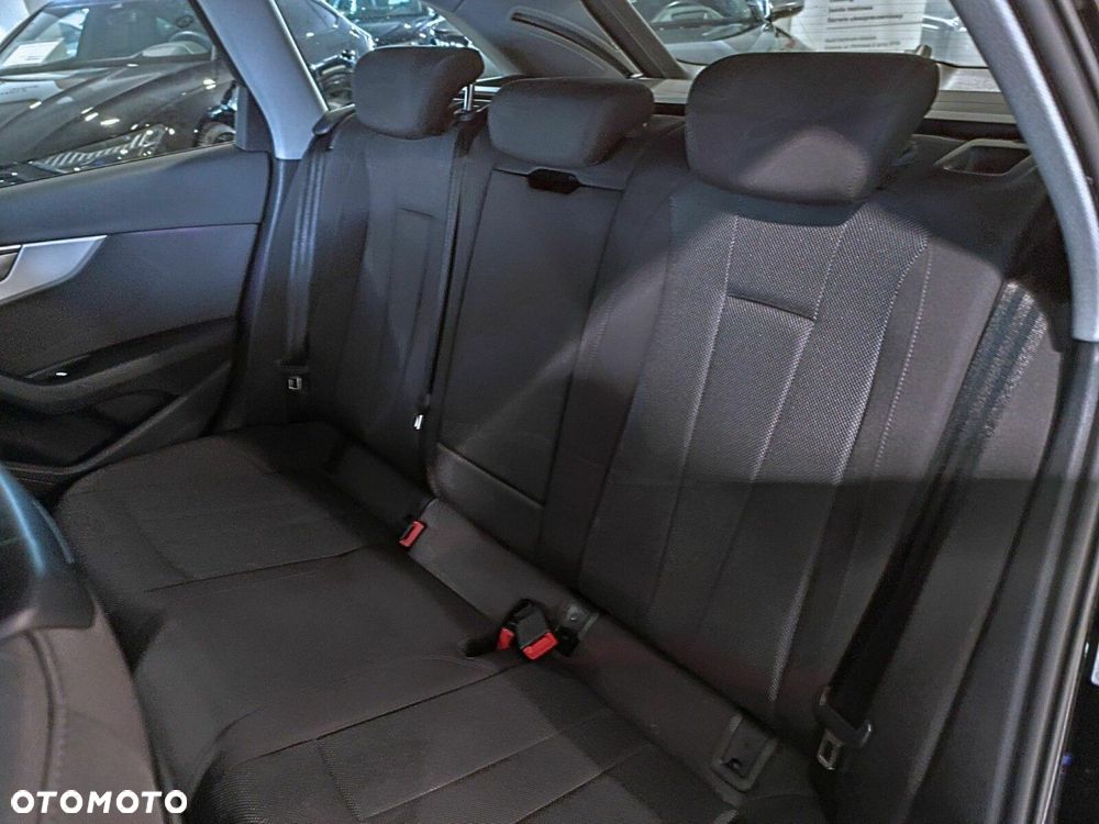 Audi A4 Avant - 15