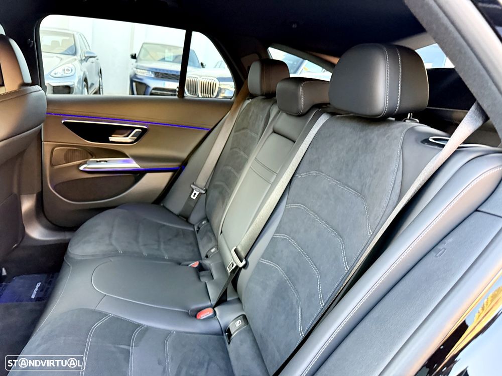 Mercedes-Benz E 300 de - 34