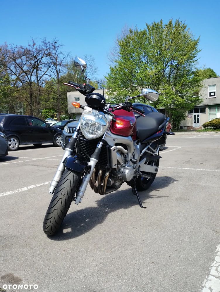 Yamaha FZ6 - 8