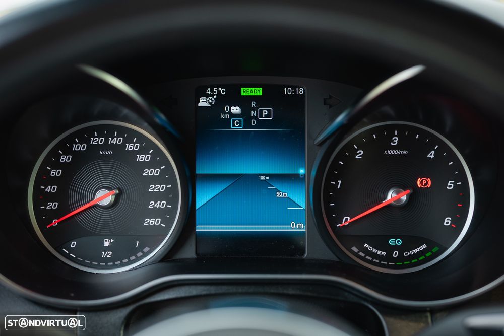 Mercedes-Benz GLC 300 de 4Matic 9G-TRONIC AMG Line Plus - 33