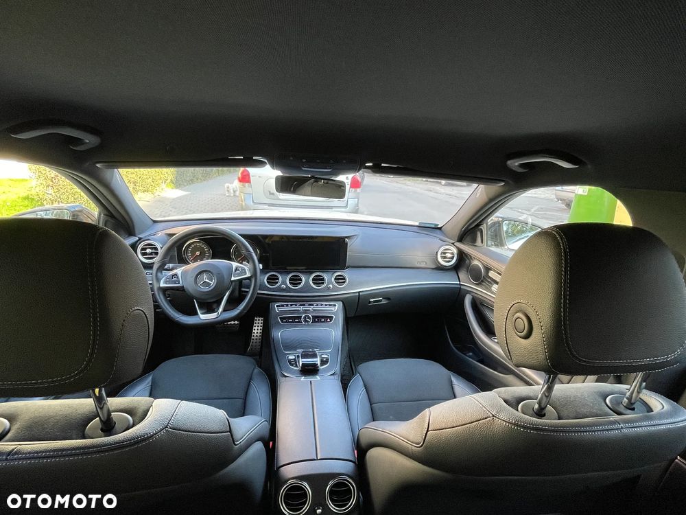 Mercedes-Benz Klasa E 220 d 4-Matic 9G-TRONIC - 6