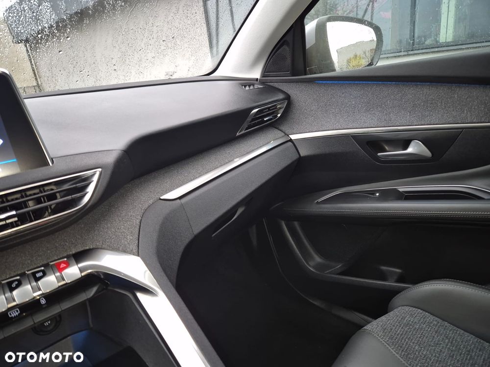 Peugeot 3008 - 12