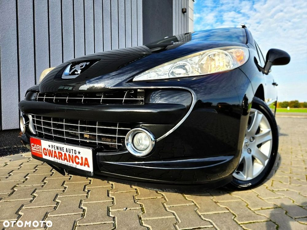 Peugeot 207 - 18