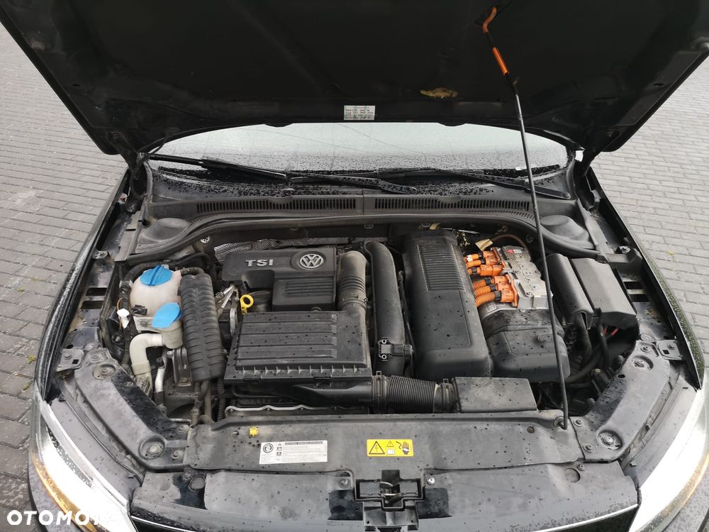 Volkswagen Jetta - 15