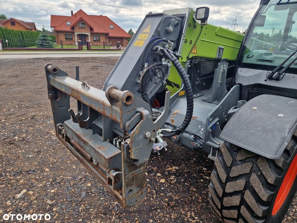 Claas SCORPION 732 - 28