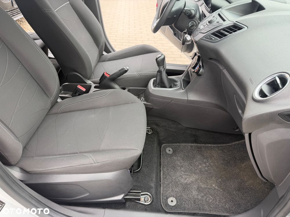 Ford Fiesta - 19