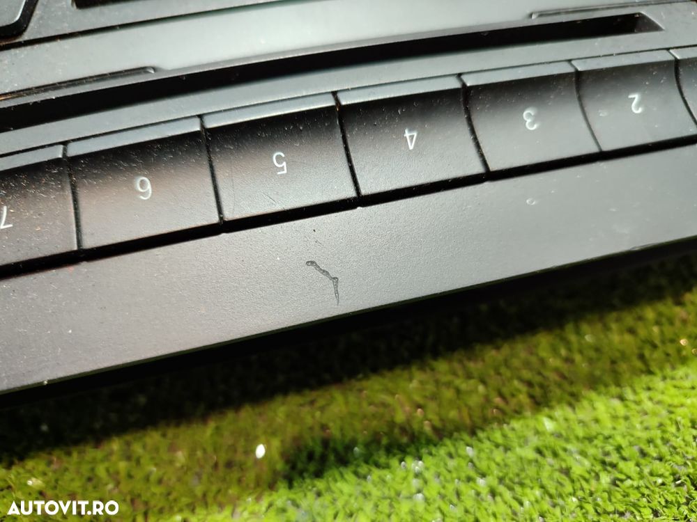 PANOU COMANDA CLIMA / RADIO BMW SERIA 1 F20 118D SE 2.0 DIESEL 2012 COD OEM E1062665 / 17313810 / 9207197 / 9207197-02 / HATCHBACK 2011-2019 - 4