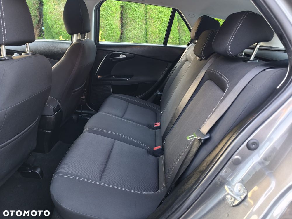 Fiat Tipo 1.4 T-Jet 16v Easy - 26