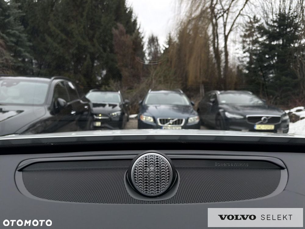 Volvo XC 90 - 30